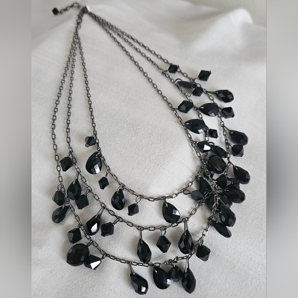 Express Hematite, Black bead, 3 row necklace